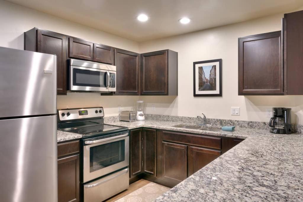 5H Our Redcliff Condo, Pool & Hot Tub Moab Extérieur photo