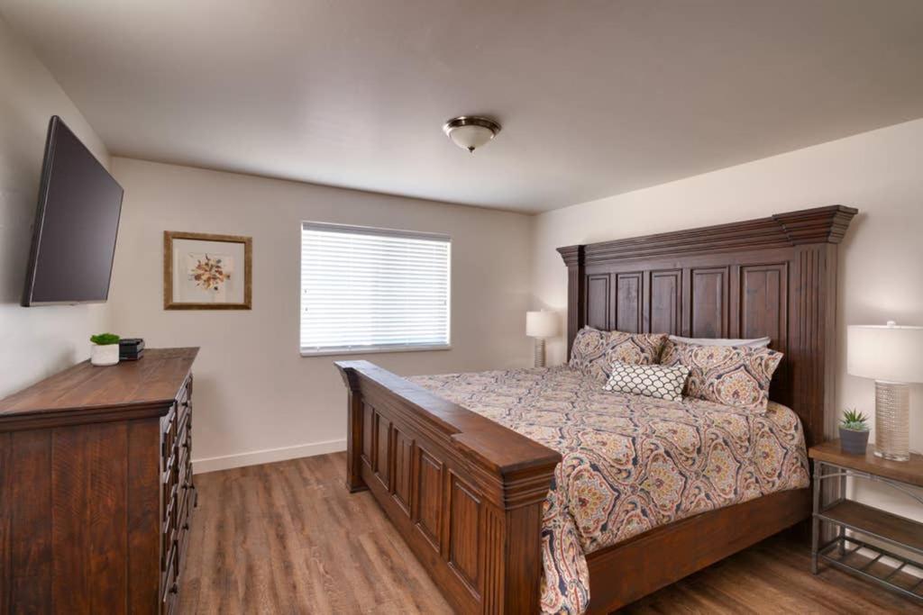 5H Our Redcliff Condo, Pool & Hot Tub Moab Extérieur photo